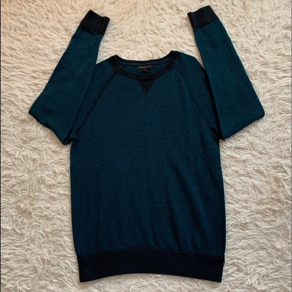Banana Republic Sweater - Picture 1 of 9